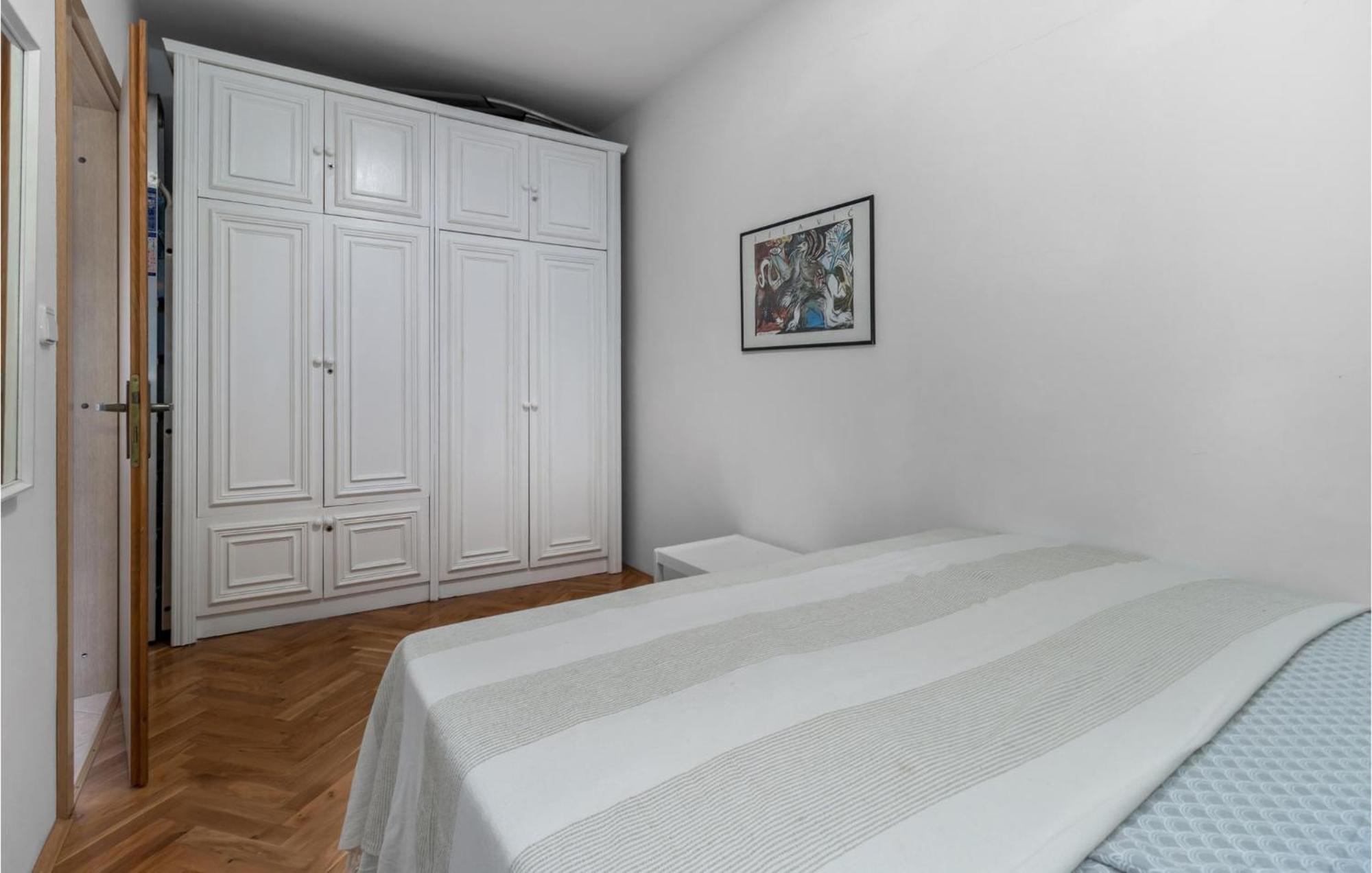 Lovely Apartment In Novi Vinodolski With Wifi المظهر الخارجي الصورة