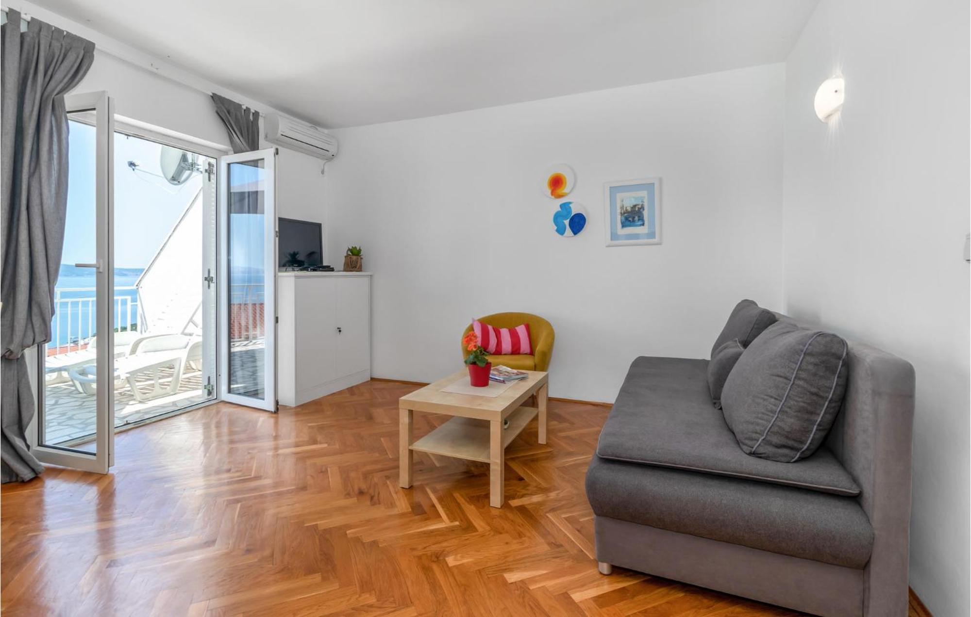 Lovely Apartment In Novi Vinodolski With Wifi المظهر الخارجي الصورة